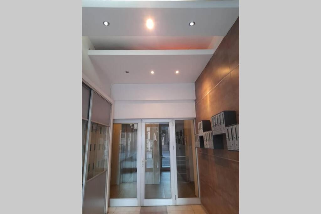 Centar One Apartmant Szkopje Kültér fotó